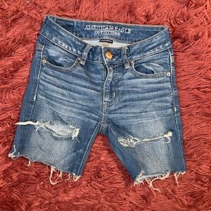EUC! American Eagle Super Stretch Distressed Bermuda Shorts